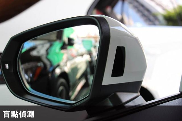 ⭕最低里程僅跑6千⭕有大6X萬價差 何必看新車⭕可全貸✅CARPLAY✅電尾門✅ACC跟車✅盲點✅免鑰匙✅全車原鈑原漆  第12張相片