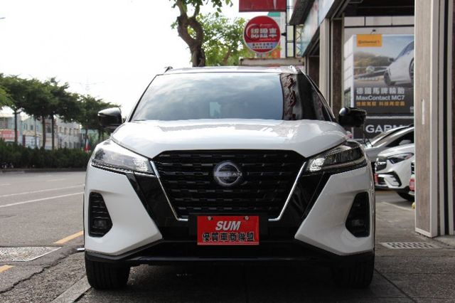 ⭕市場唯一⭕正25年出廠落地新車⭕樂咖特仕版 ✅全車黑化套件 ✅JBL音響✅360環景 ✅恆溫空調 ✅黑色尾翼⭕實車在店  第4張相片