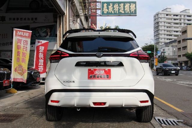 ⭕市場唯一⭕正25年出廠落地新車⭕樂咖特仕版 ✅全車黑化套件 ✅JBL音響✅360環景 ✅恆溫空調 ✅黑色尾翼⭕實車在店  第5張相片