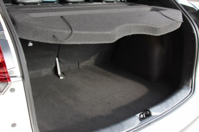 ⭕市場唯一⭕正25年出廠落地新車⭕樂咖特仕版 ✅全車黑化套件 ✅JBL音響✅360環景 ✅恆溫空調 ✅黑色尾翼⭕實車在店  第7張相片