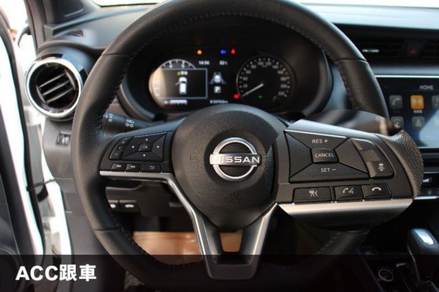 ⭕市場唯一⭕正25年出廠落地新車⭕樂咖特仕版 ✅全車黑化套件 ✅JBL音響✅360環景 ✅恆溫空調 ✅黑色尾翼⭕實車在店  第10張相片