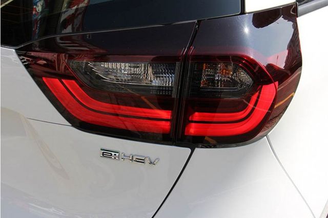 正2025出廠全台最低價⭕全車原漆原鈑件✅油電版✅實車實價刊登✅原廠保固中⭕摸門免鑰匙✅盲點偵測⭕新車利率⭕可全貸  第4張相片