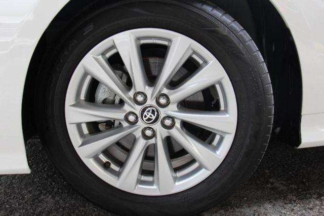 就賣你這個價錢⭕正25年出廠⭕油電尊爵版✅無線CARPLAY✅倒車顯影✅盲點偵測✅免鑰匙✅全車原鈑件⭕新車利率⭕原廠保固  第7張相片