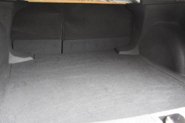 就賣你這個價錢⭕正25年出廠⭕油電尊爵版✅無線CARPLAY✅倒車顯影✅盲點偵測✅免鑰匙✅全車原鈑件⭕新車利率⭕原廠保固  第8張相片