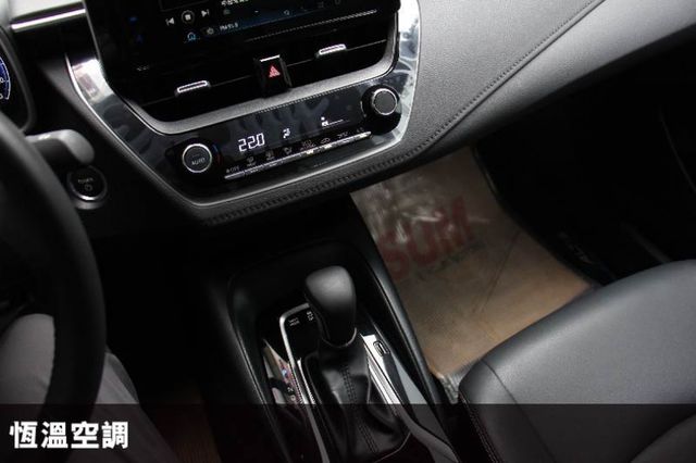 就賣你這個價錢⭕正25年出廠⭕油電尊爵版✅無線CARPLAY✅倒車顯影✅盲點偵測✅免鑰匙✅全車原鈑件⭕新車利率⭕原廠保固  第12張相片