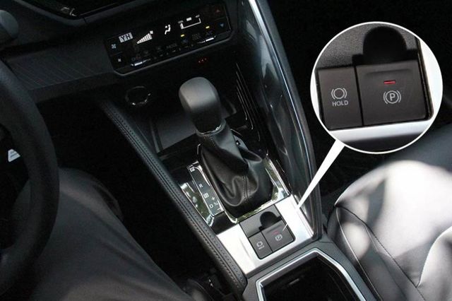 ⭕挑戰全省最低價✅酷動版✅倒車顯影✅免鑰匙✅ACC跟車✅CARPLAY⭕全車原鈑漆⭕可全貸⭕新車利率  第11張相片