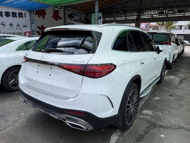 現車剛到店✅全滿配✅有通風座椅全網唯一✅四輪傳動✅p20輔助✅抬顯✅柏林✅新車貸  第2張相片