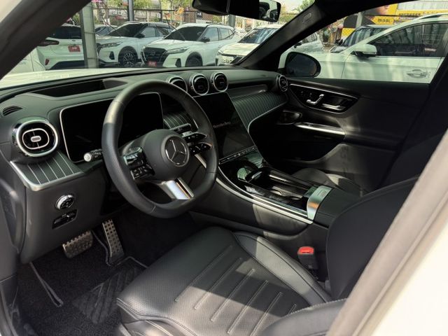 現車剛到店✅全滿配✅有通風座椅全網唯一✅四輪傳動✅p20輔助✅抬顯✅柏林✅新車貸  第5張相片