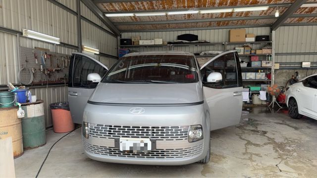 ✅正2024年出廠✅僅跑2萬里程保證✅全車原漆⭕GLD-B款✅全車皮質椅✅雙電動側滑門✅倒車顯影✅新車利率✅可全額貸  第1張相片