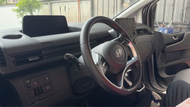 ✅正2024年出廠✅僅跑2萬里程保證✅全車原漆⭕GLD-B款✅全車皮質椅✅雙電動側滑門✅倒車顯影✅新車利率✅可全額貸  第3張相片