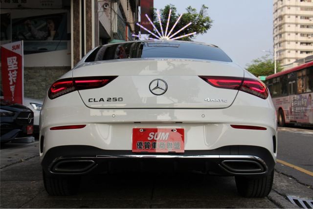 ⭕23年式⭕全網最低價✅23P跟車✅4MATIC四輪驅動✅雙電動椅✅全景天窗✅盲點偵測✅未領牌✅全車保固中  第5張相片