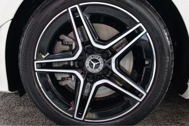 ⭕23年式⭕全網最低價✅23P跟車✅4MATIC四輪驅動✅雙電動椅✅全景天窗✅盲點偵測✅未領牌✅全車保固中  第7張相片