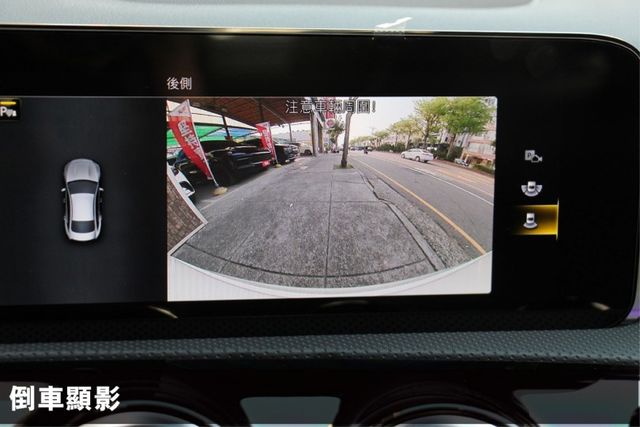 ⭕23年式⭕全網最低價✅23P跟車✅4MATIC四輪驅動✅雙電動椅✅全景天窗✅盲點偵測✅未領牌✅全車保固中  第14張相片