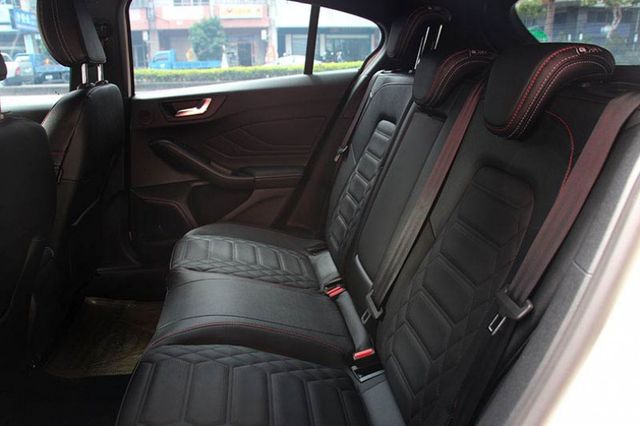 2025年⭕VIGNALE版⭕超低價⭕可全貸✅HUD抬頭顯示器✅B&O音響✅盲點✅倒車顯影✅8向電動座椅⭕實車在店  第19張相片