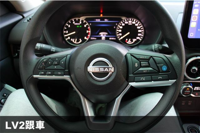 ✅挑戰低價 正25年出廠✅僅跑6000KM⭕尊爵智駕版✅車道維持✅360環景✅高音喇叭✅全車原鈑原漆✅可全額貸✅新車利率  第10張相片