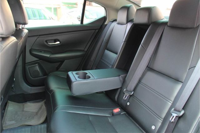 ✅挑戰低價 正25年出廠✅僅跑6000KM⭕尊爵智駕版✅車道維持✅360環景✅高音喇叭✅全車原鈑原漆✅可全額貸✅新車利率  第18張相片