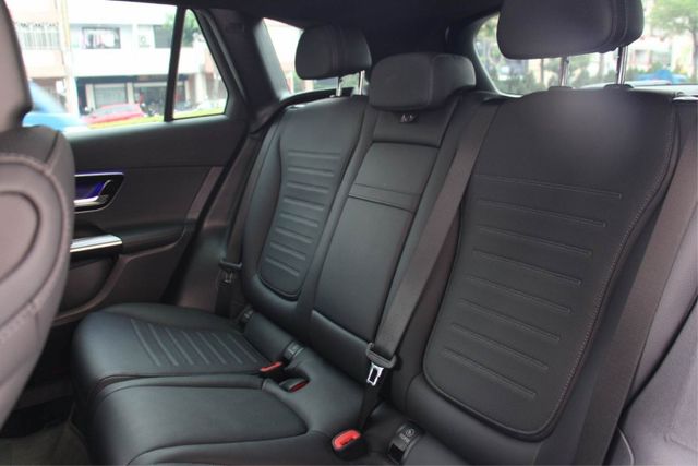 現車剛到店✅全滿配✅有通風座椅全網唯一✅四輪傳動✅p20輔助✅抬顯✅柏林✅新車貸  第19張相片