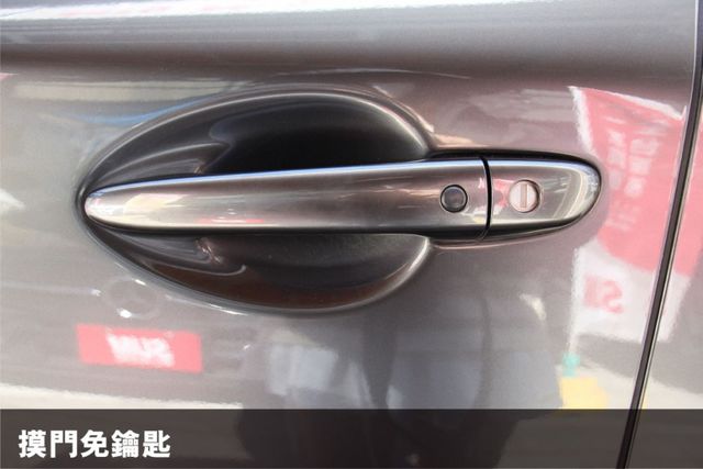 黑豔旗艦版⭕BOSE音響⭕電動椅✅黑化外觀套件✅ LV2跟車 ✅360環景✅黑化鋁圈✅抬顯⭕可全貸⭕全原廠保養⭕原鈑件  第17張相片