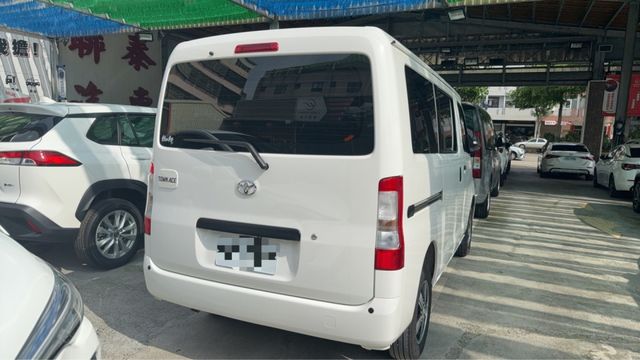 ⭕頂級版TSS⭕內裝就像新車 無使用痕跡 ⭕新車保固✅升級SONY影音✅全車音響升級✅CARPLAY連接✅全車原鈑件  第2張相片