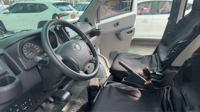 ⭕頂級版TSS⭕內裝就像新車 無使用痕跡 ⭕新車保固✅升級SONY影音✅全車音響升級✅CARPLAY連接✅全車原鈑件  第4張相片