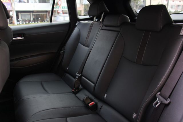 ⭕2025⭕小改款落地新車⭕油電豪華版✅倒車顯影✅AUTO HOLD✅ 無線CARPLAY✅摸門免鑰匙⭕原廠保固⭕可全貸  第19張相片