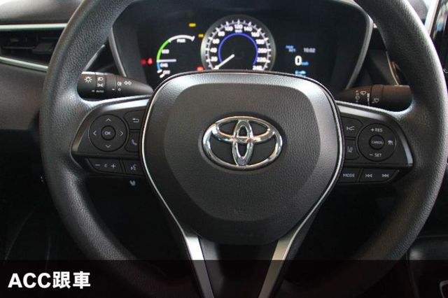 ⭕正25年出廠⭕油電豪華版✅無線CARPLAY✅倒車顯影✅盲點偵測✅全套免鑰匙✅全車原鈑件⭕全額貸⭕新車利率⭕原廠保固  第11張相片