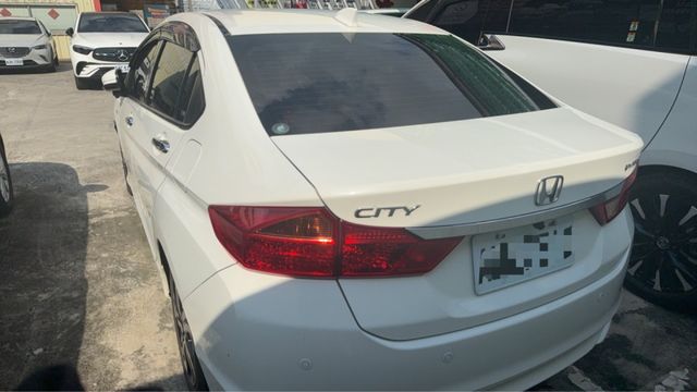 ⭕保證實車實價⭕福利車釋出!!⭕代步車首選✅安卓機✅360環景✅無線CARPLAY✅電折✅定速✅恆溫空調⭕可全貸  第3張相片