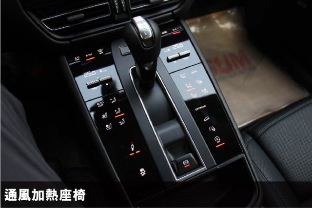 市場唯一一台⭕正2026年出廠全新車⭕新車無法選配ACC⭕BOSE音響⭕百萬選配近百萬價差⭕通風椅⭕全景⭕車道維持  第10張相片