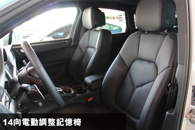 市場唯一一台⭕正2026年出廠全新車⭕新車無法選配ACC⭕BOSE音響⭕百萬選配近百萬價差⭕通風椅⭕全景⭕車道維持  第17張相片