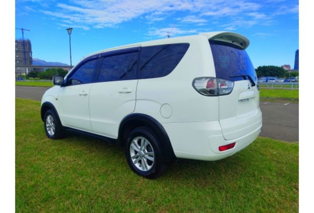 2014年三菱zinger2.4商旅二用車，原鈑件，自排，售價218000元，新北三重看車，小梁0933755556  第3張相片