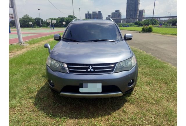 2008年三菱OUTLANDER2.4 SUV 2WD 休旅車 一手車原版件 原廠保養  第2張相片