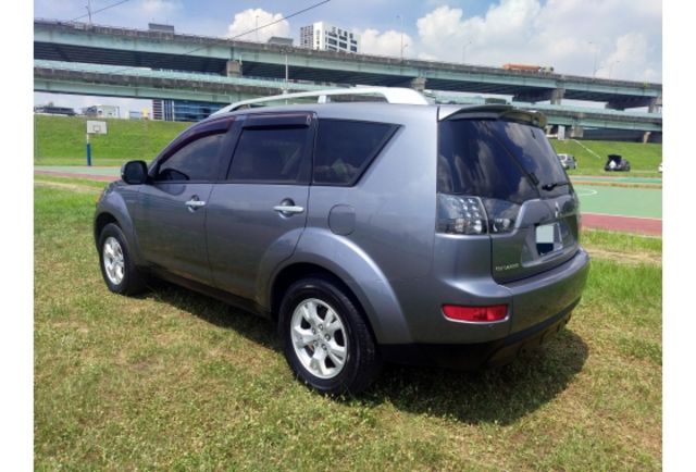 2008年三菱OUTLANDER2.4 SUV 2WD 休旅車 一手車原版件 原廠保養  第4張相片