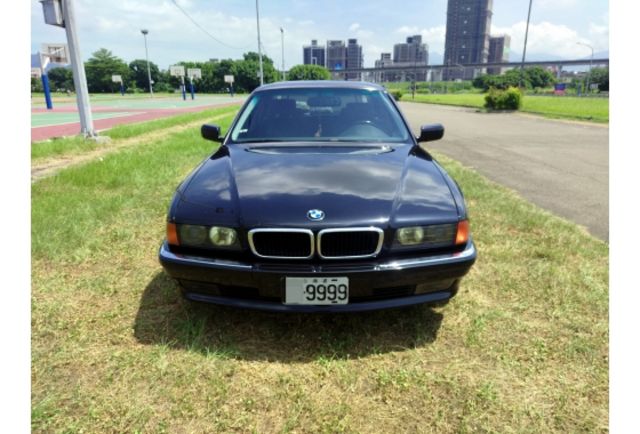 1995年BMW 730IA 原版件 9999獨特車號 車況極優  車庫車 僅跑20萬公里  第1張相片