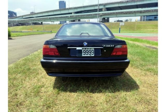 1995年BMW 730IA 原版件 9999獨特車號 車況極優  車庫車 僅跑20萬公里  第4張相片