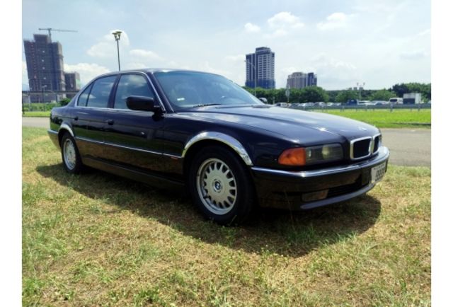 1995年BMW 730IA 原版件 9999獨特車號 車況極優  車庫車 僅跑20萬公里  第6張相片
