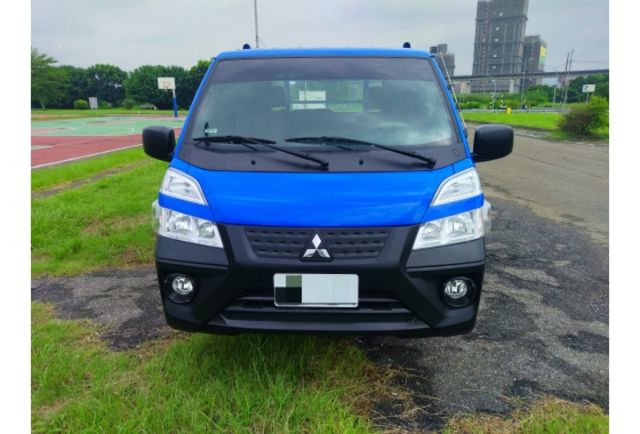 2022年中華三菱得利卡手排貨車，一手車，僅跑35000公里，無重大事故，無泡水，難能可貴跑少的貨車  第1張相片