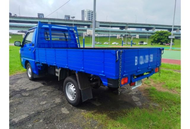 2022年中華三菱得利卡手排貨車，一手車，僅跑35000公里，無重大事故，無泡水，難能可貴跑少的貨車  第3張相片