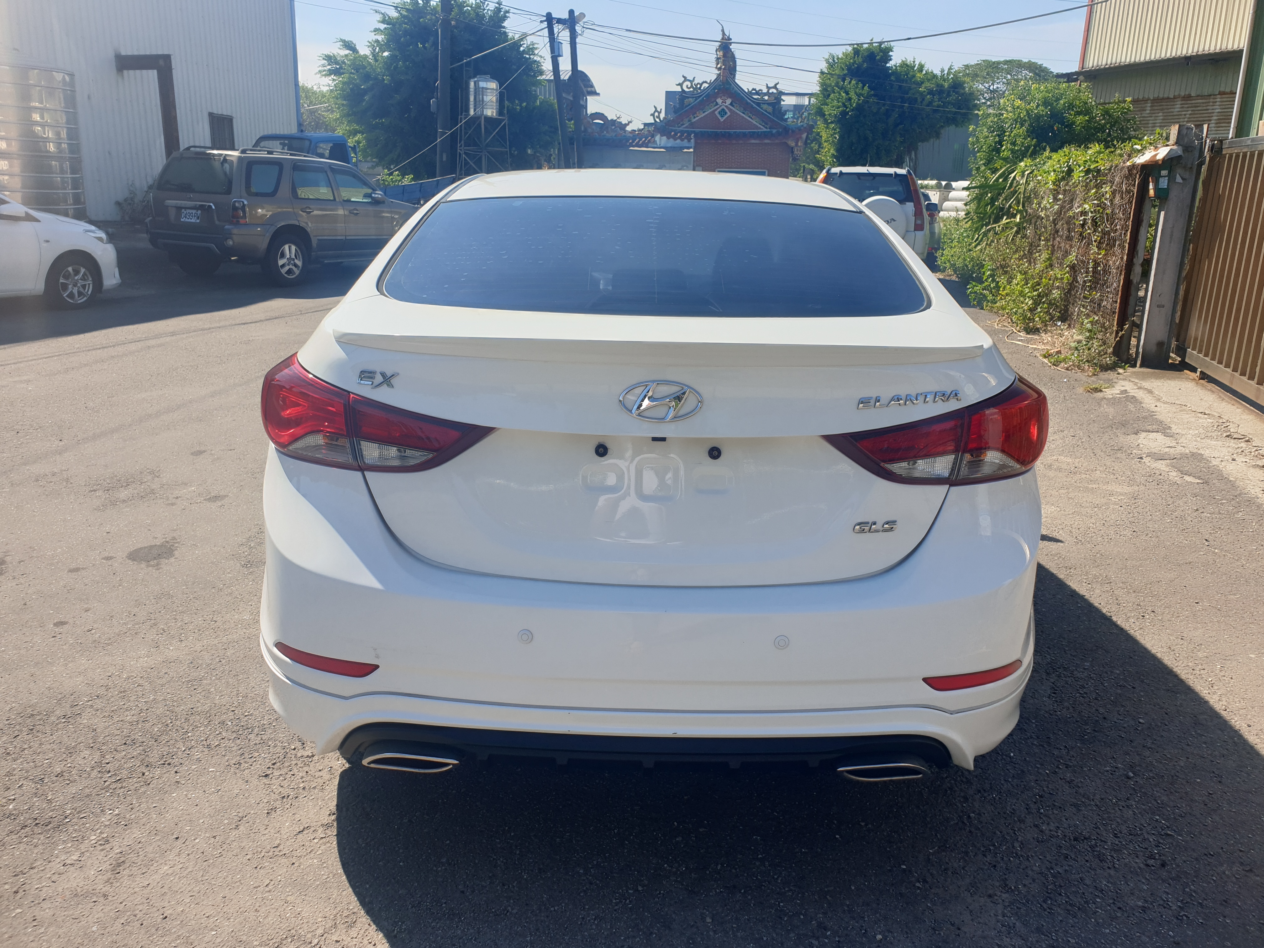 售：現代極致版ELANTRA，IKEY天窗頂級版  第5張相片