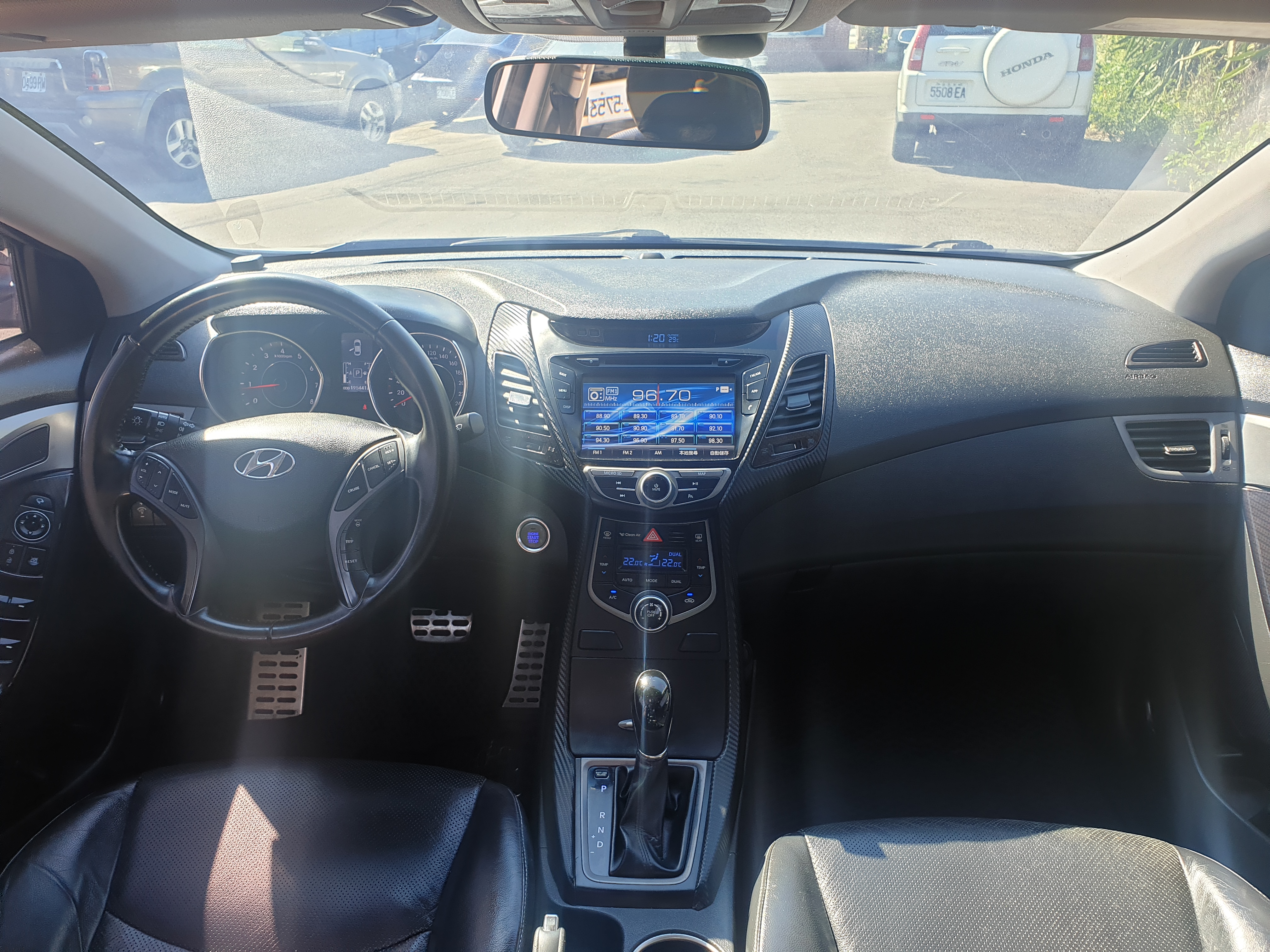 售：現代極致版ELANTRA，IKEY天窗頂級版  第10張相片