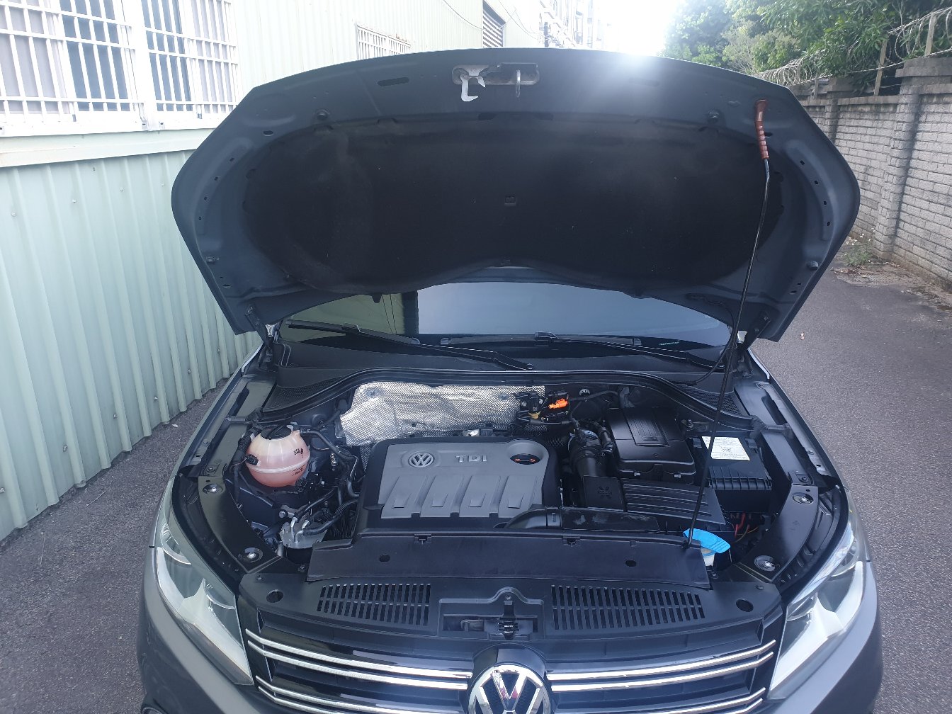 售：福斯VW TIGUAN柴油休旅車正ㄧ手好爸爸神車  第10張相片