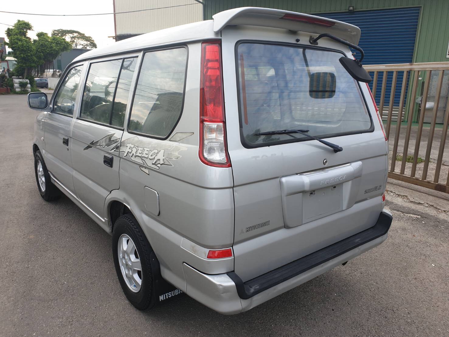 售：商用三菱福利卡/客貨兩用車/可辦貨車牌/里程車況保證  第2張相片