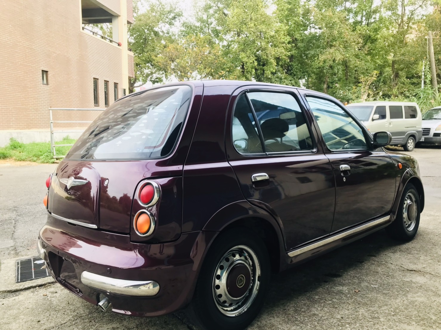 售：日產 復古馬曲1.3 省油省稅好維修 謹跑12萬多里程保證    第2張相片