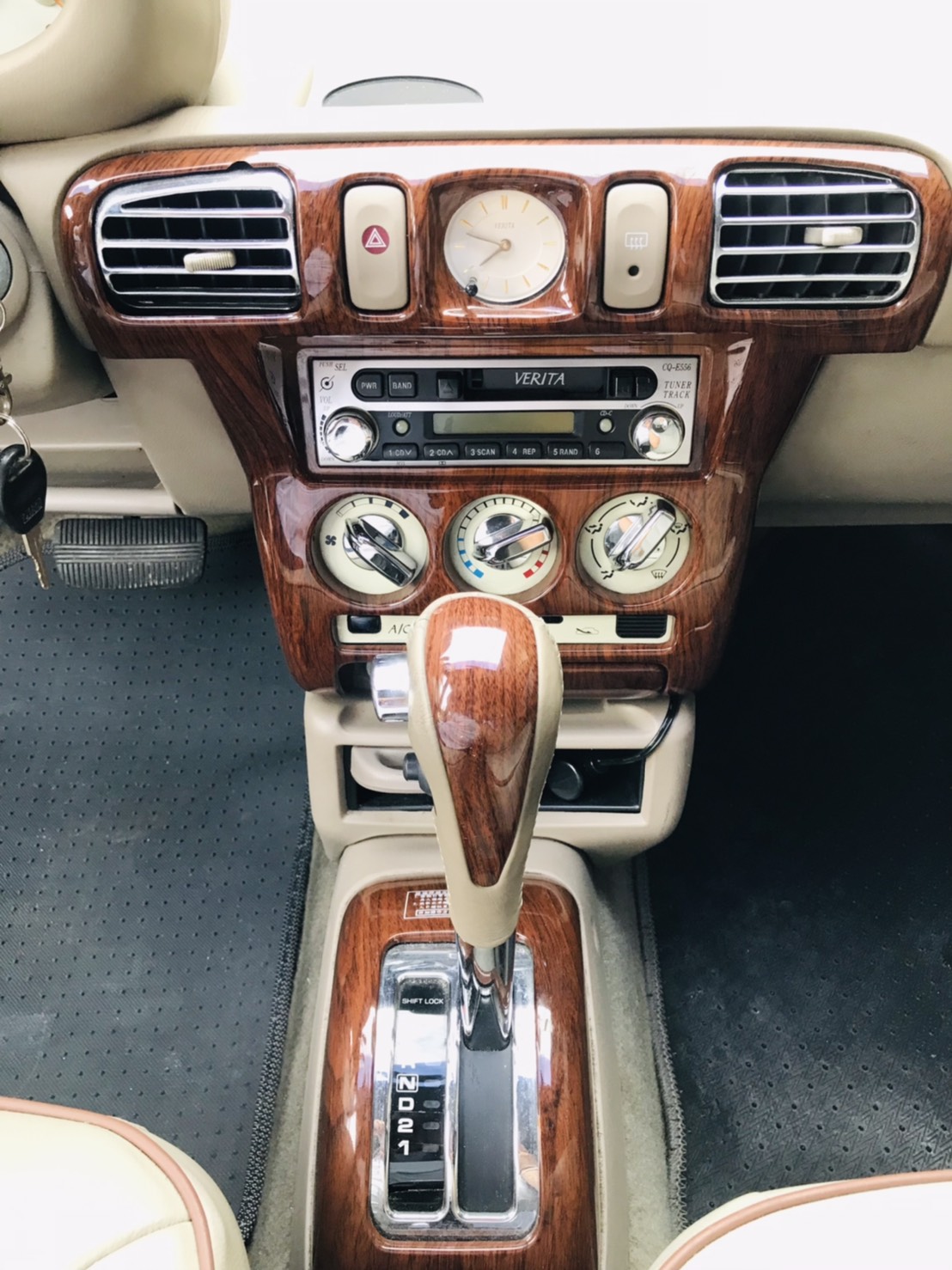 售：日產 復古馬曲1.3 省油省稅好維修 謹跑12萬多里程保證    第7張相片