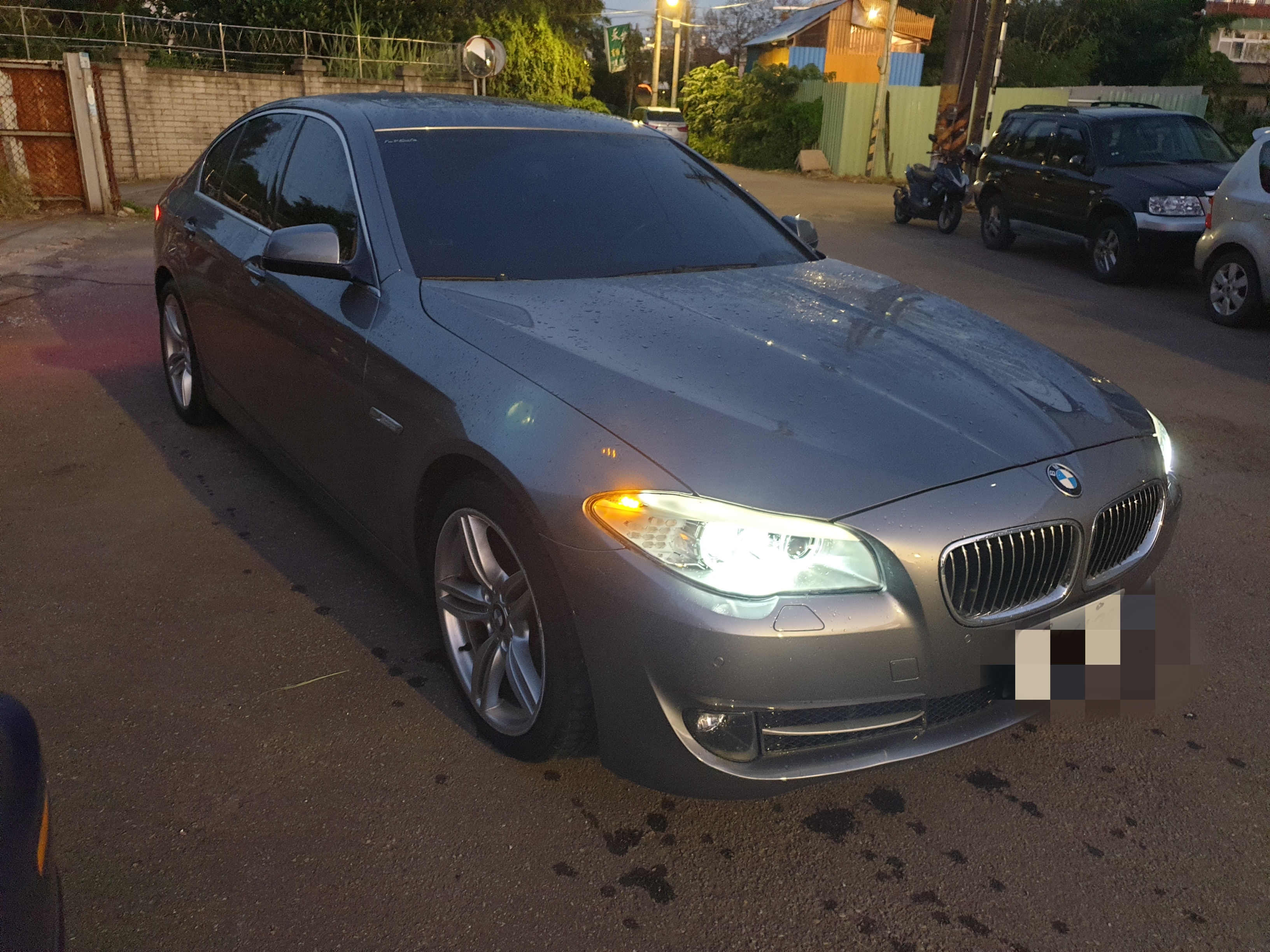 售：BMW528總代理正ㄧ手跑少總裁車～絕無亂改惡超  第1張相片