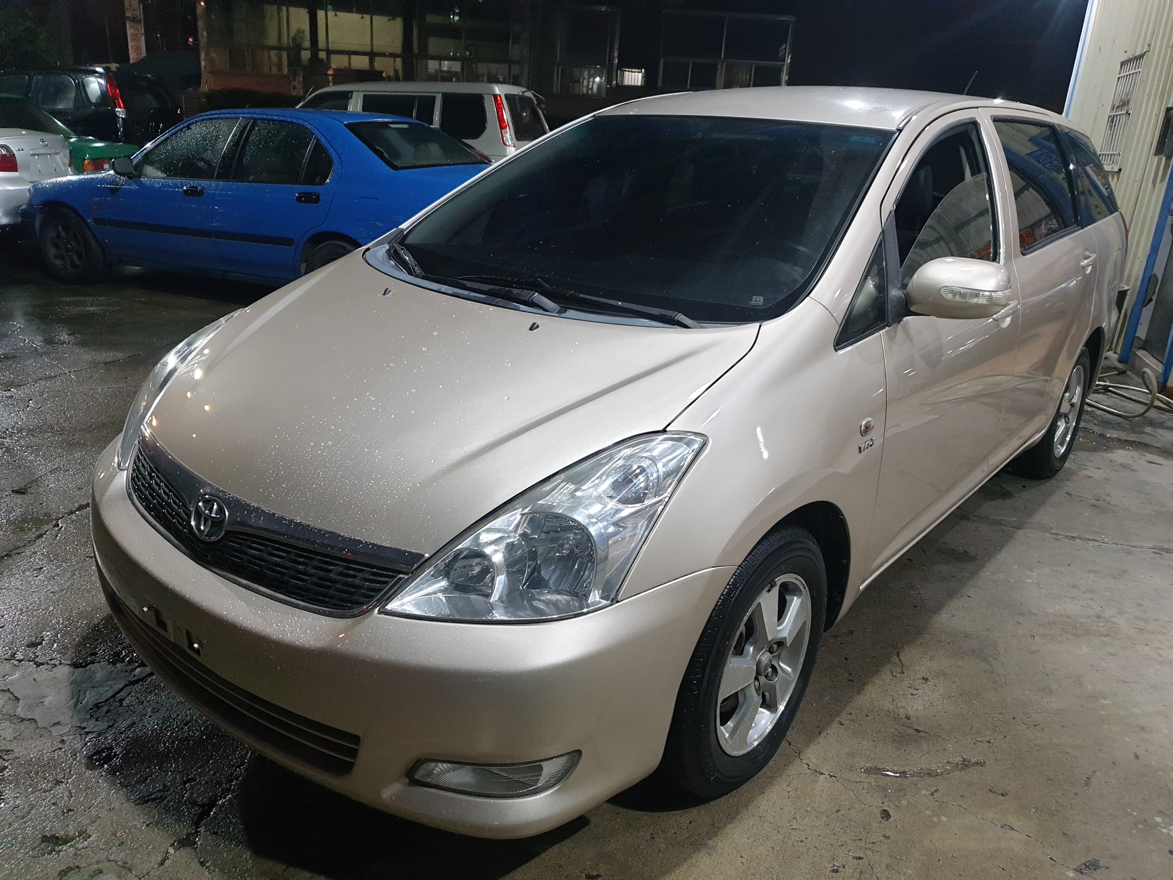 售：豐田WISH 正少跑7人座 絕美車況 錯過不在！  第1張相片