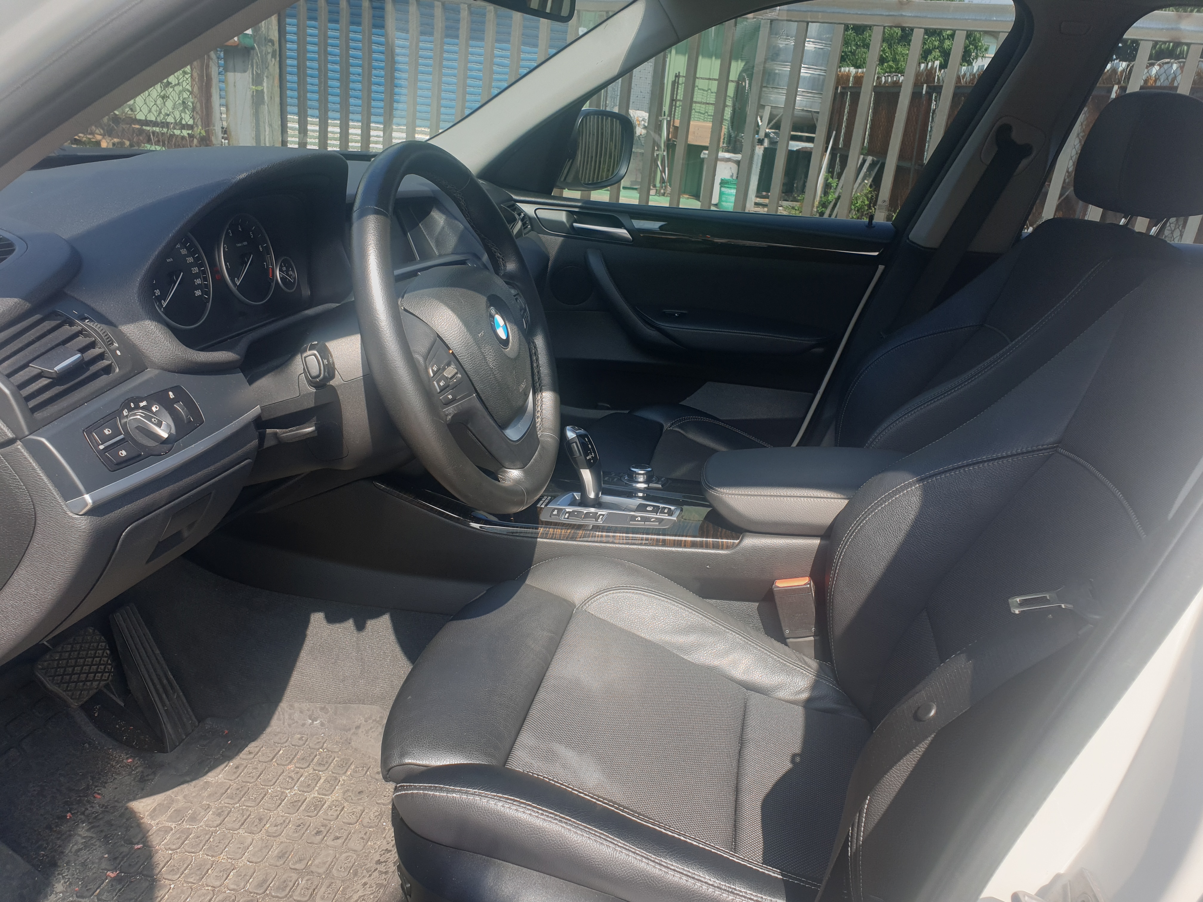 售：14年總代理BMW X3頂級4X4 全景窗 360環景 電尾門  第5張相片