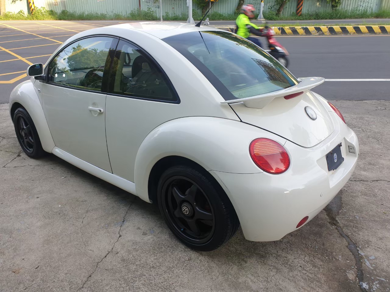 售：小資男女超熱門車款謹跑14萬里程保證！（附萊茵完整車測報告）  第7張相片