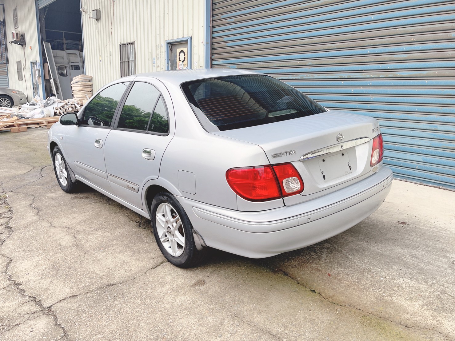 售：日產 180 頂級天窗耐超神車/這個車況＋這個價開個3年後舊換新還有7萬可以回收！聰明的就懂  第2張相片