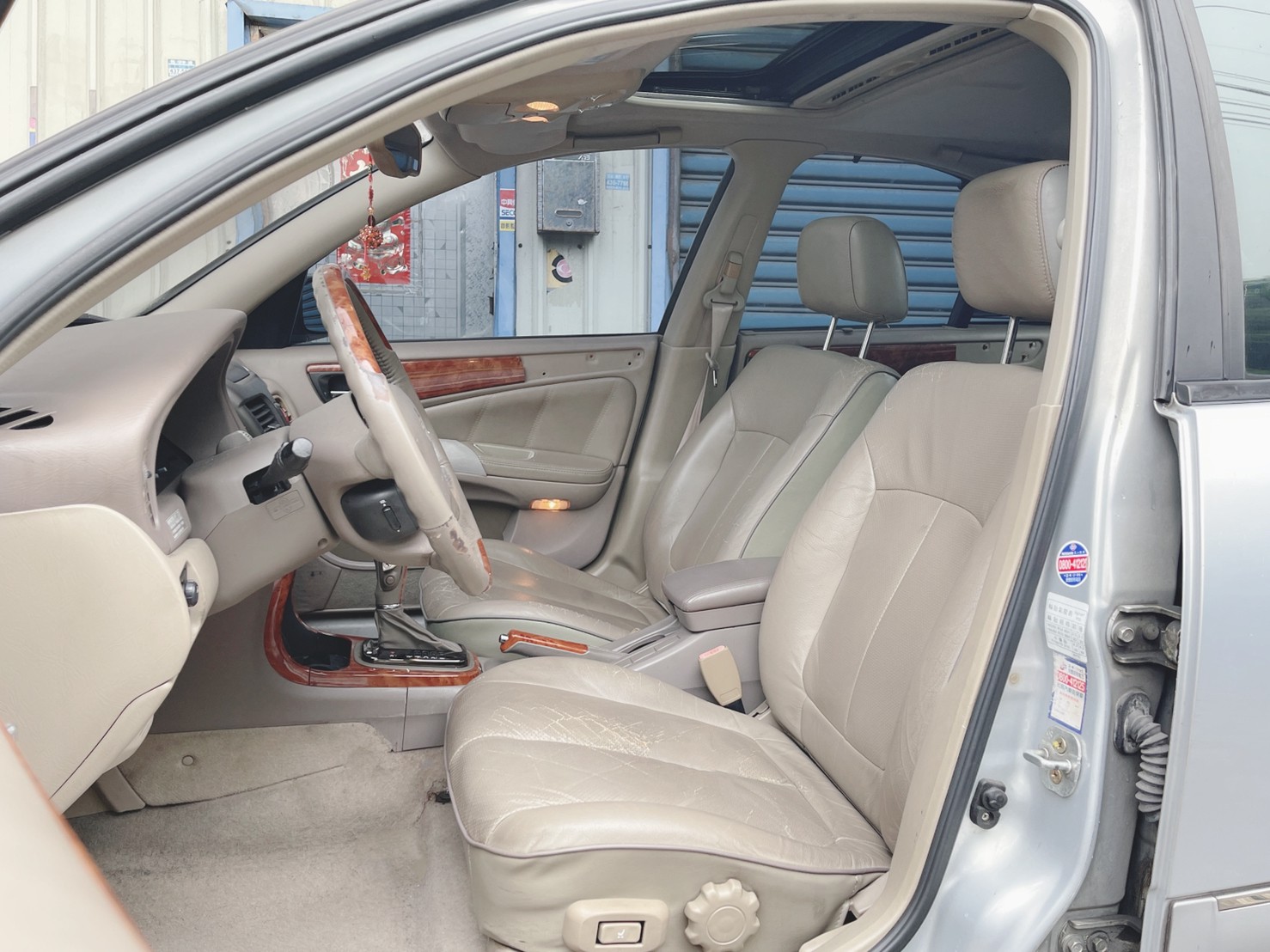 售：日產 180 頂級天窗耐超神車/這個車況＋這個價開個3年後舊換新還有7萬可以回收！聰明的就懂  第5張相片