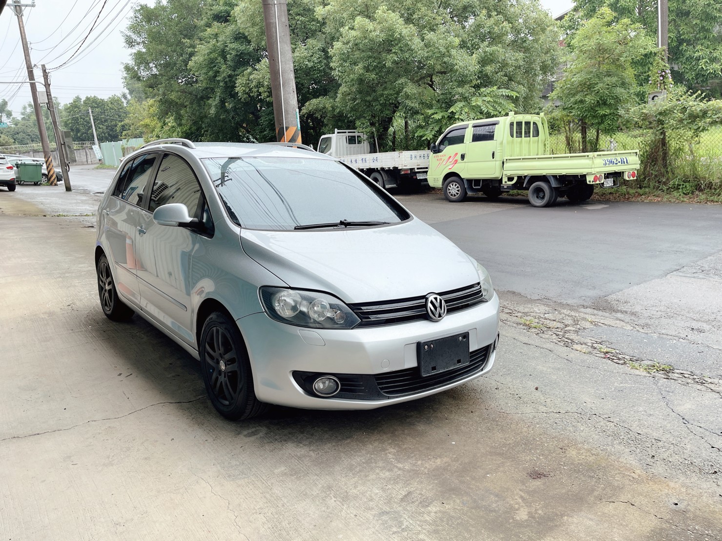 售：福斯經典車款GOLF PLUS 2.0柴油/全車保證無待修/家用商用都方便！  第3張相片
